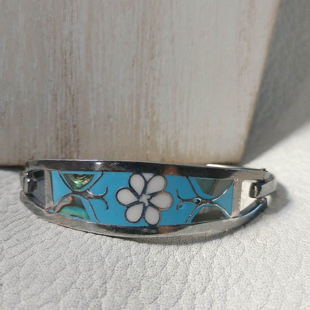 Childs Sterling  Silver Tourquoise Abalone bracelet